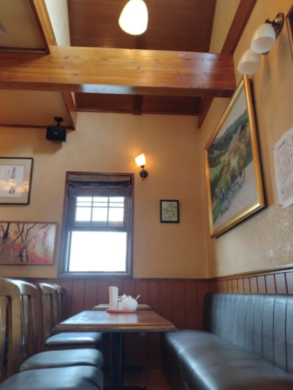 カフェナルト店内ボックス席